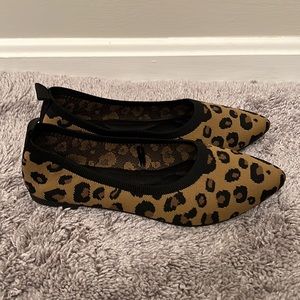 Leopard Print brown Point Toe Flats